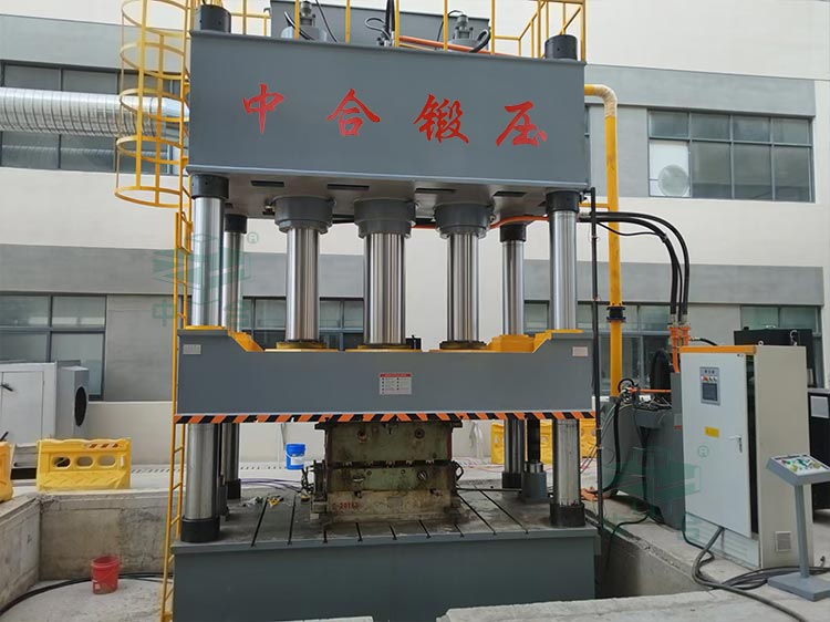 1000吨复合材料成型液压机.jpg